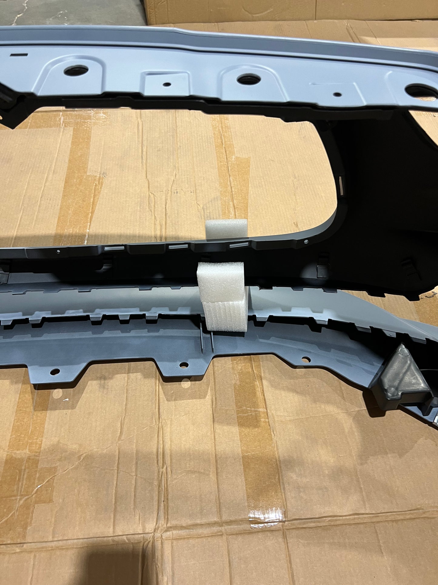 Maserati Ghibli Front Bumper Cover Replacement 673001804