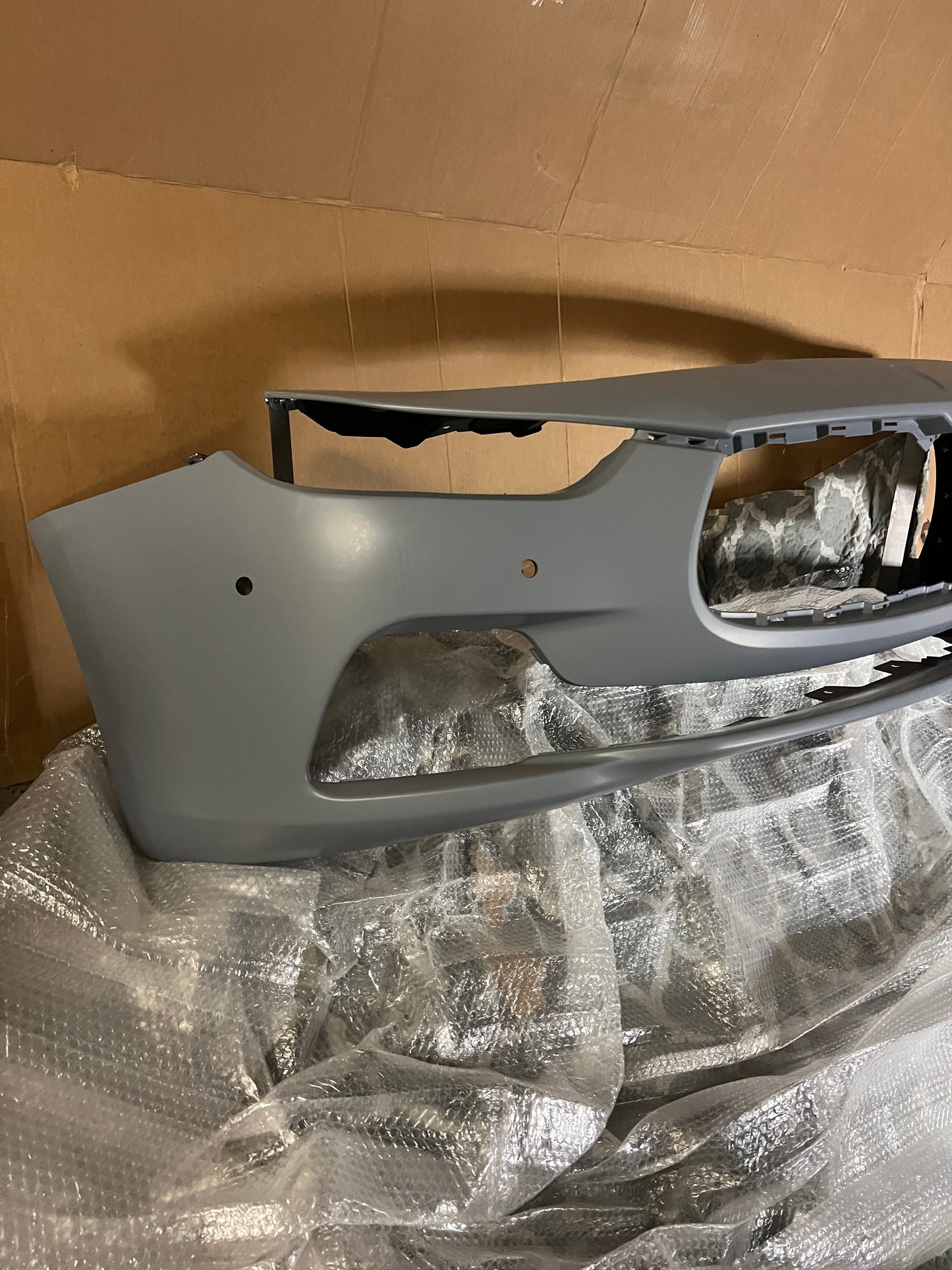 2014-2017 Maserati Ghibli Front Bumper Cover Replacement 673001801