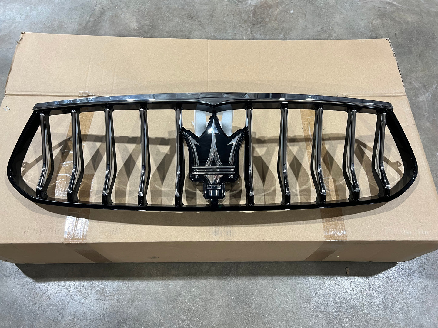 2018-2024 Maserati Ghibli Grille Radar