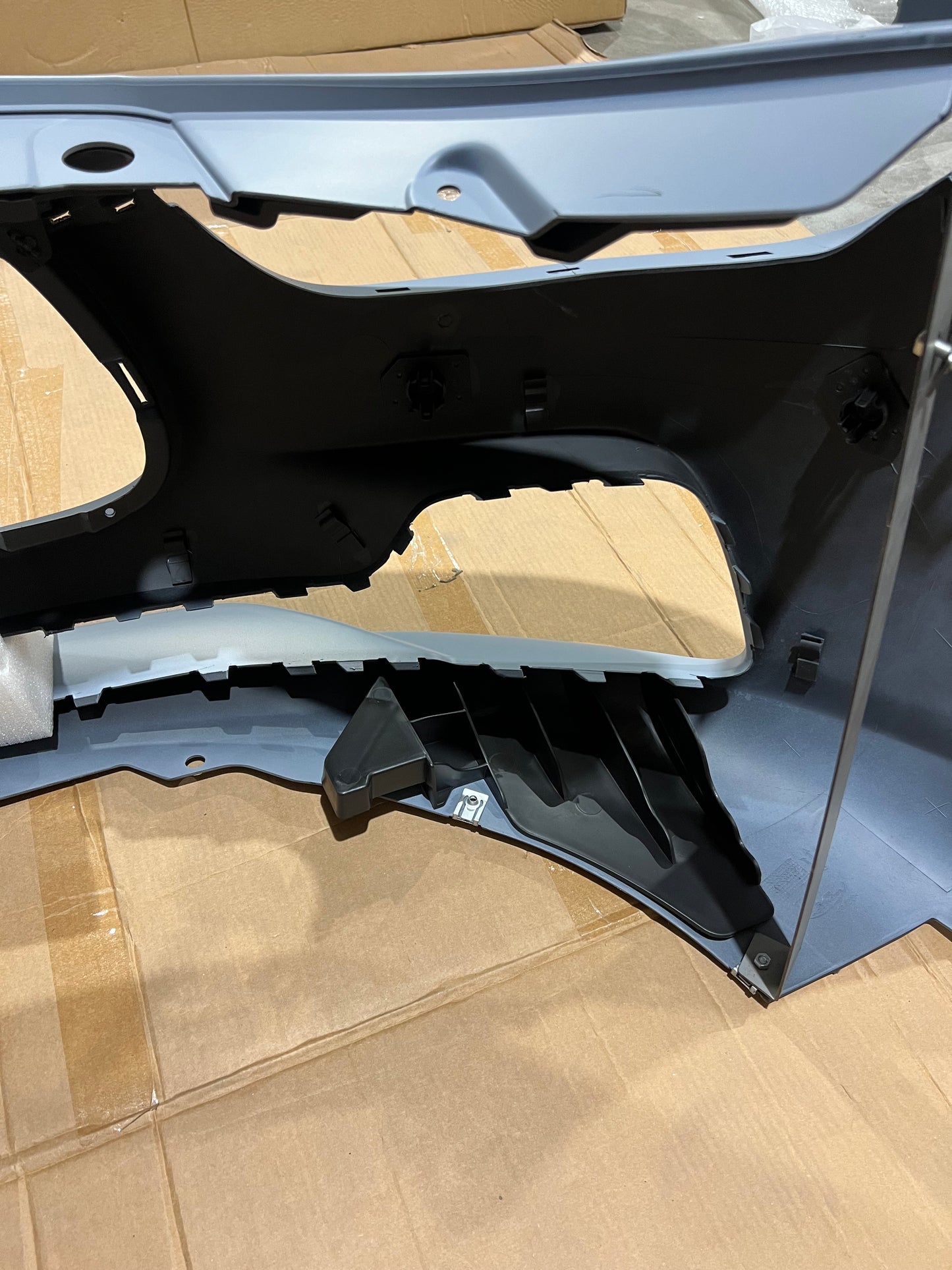 Maserati Ghibli Front Bumper Cover Replacement 673001804