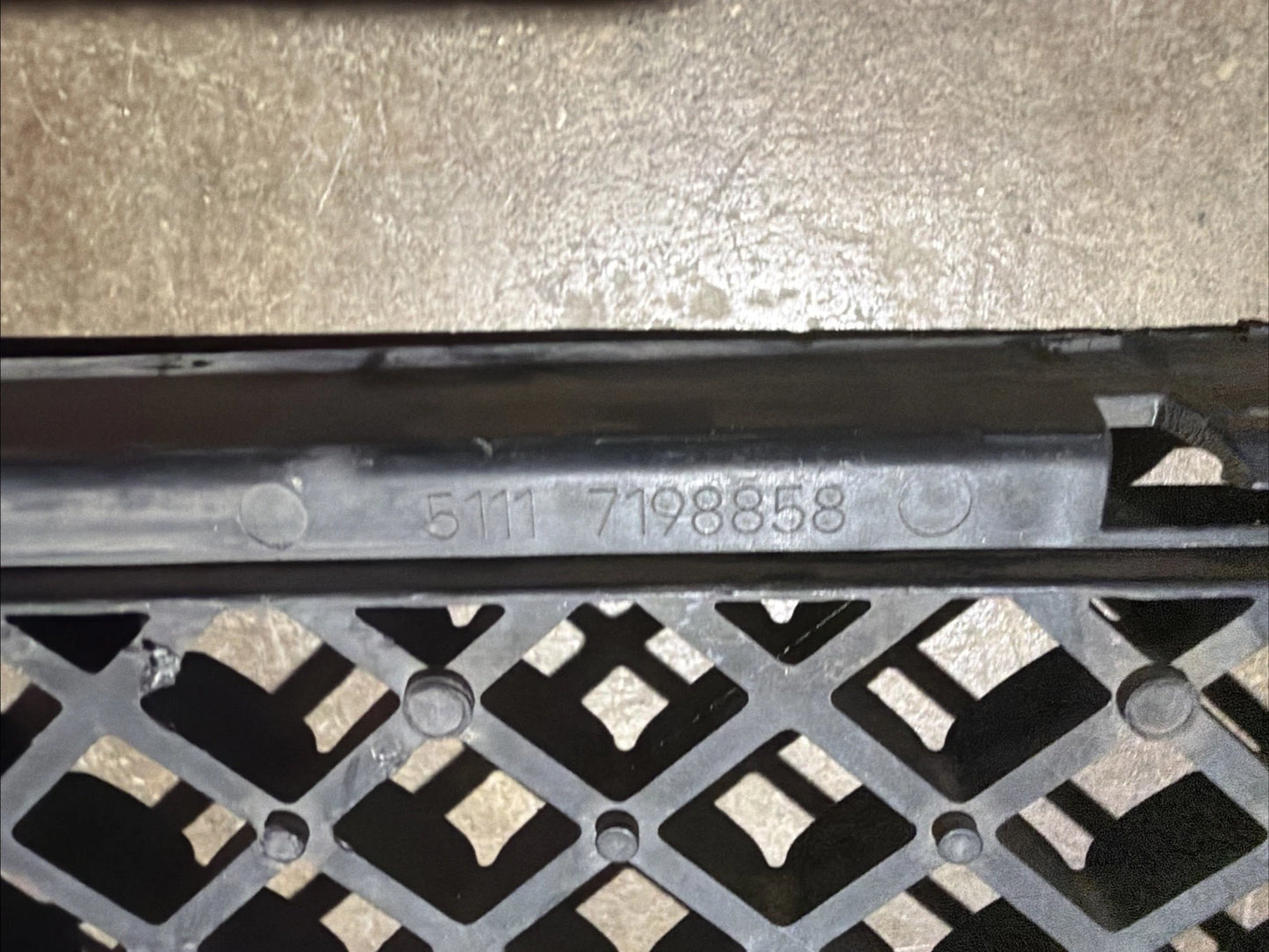 2010-2014 Rolls Royce Ghost Front Bumper Lower Center Grille OEM 51117198858