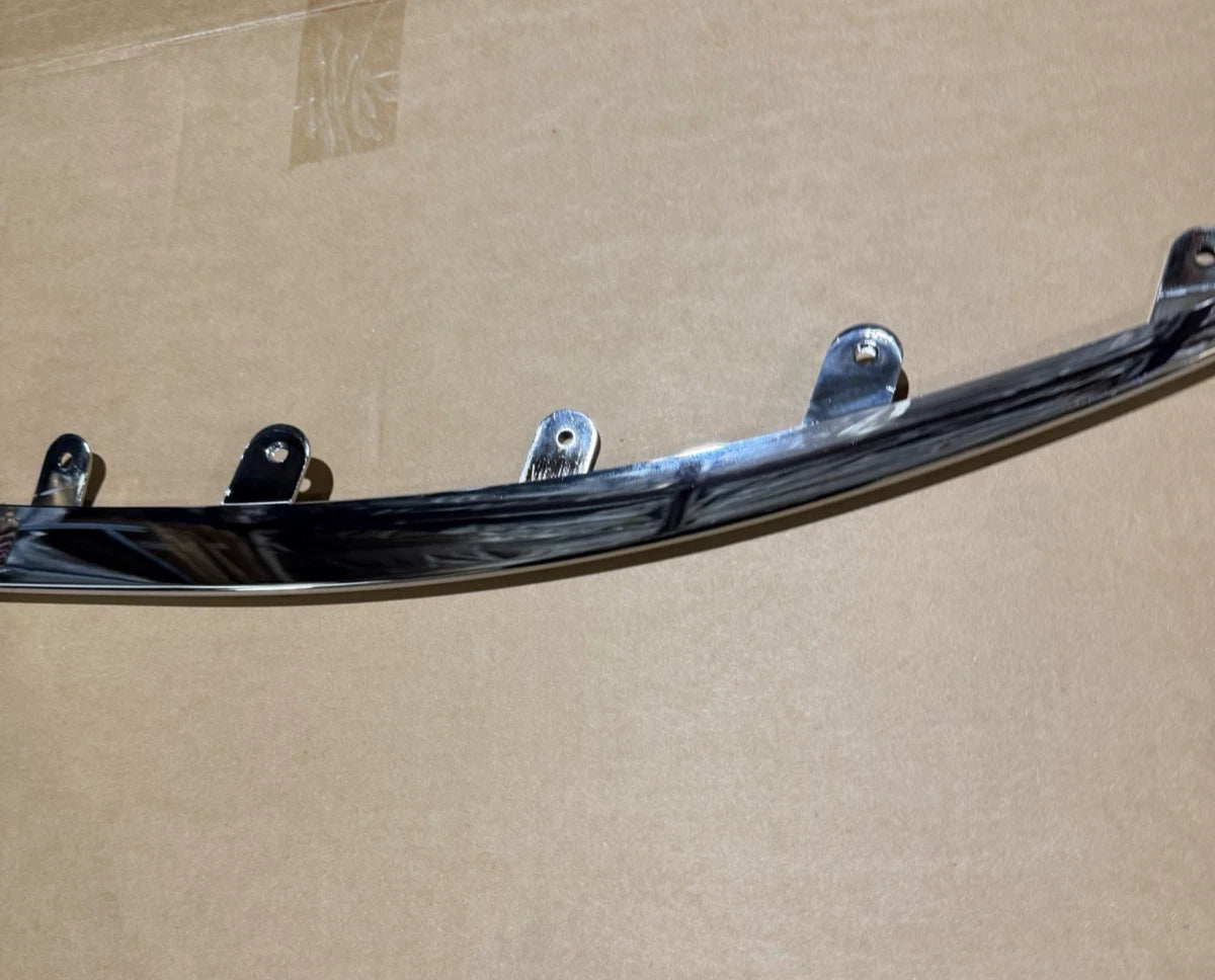2018-2024 Rolls Royce Phantom Left Bumper Trim Molding Chrome Driver Side 51117428639 New