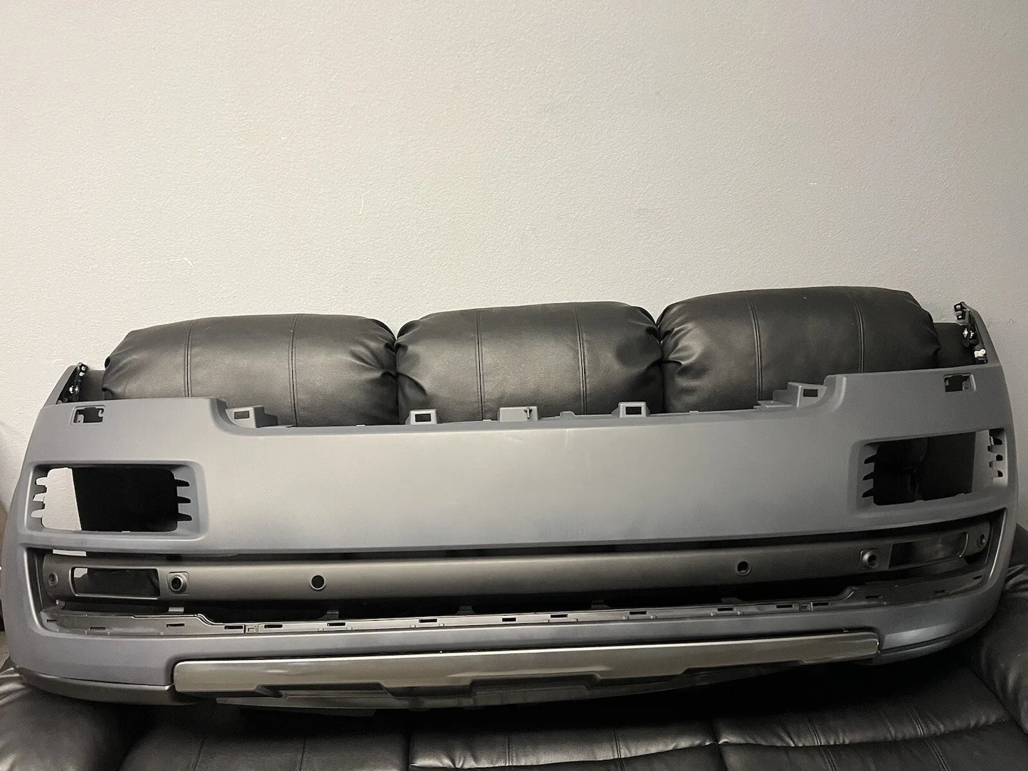 2013-2017 Land Rover Range Rover Vogue Front Bumper Cover L405 LR064624