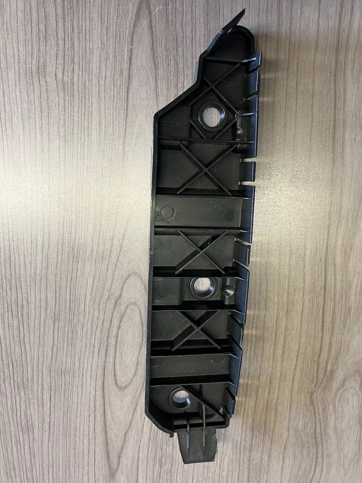 2006-2013 Bentley Continental Flying Spur Front Bumper To Fender Bracket Right