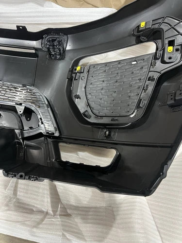 Range Rover Evoque Front Bumper Assembly Grille Lights Valance 2016-2019