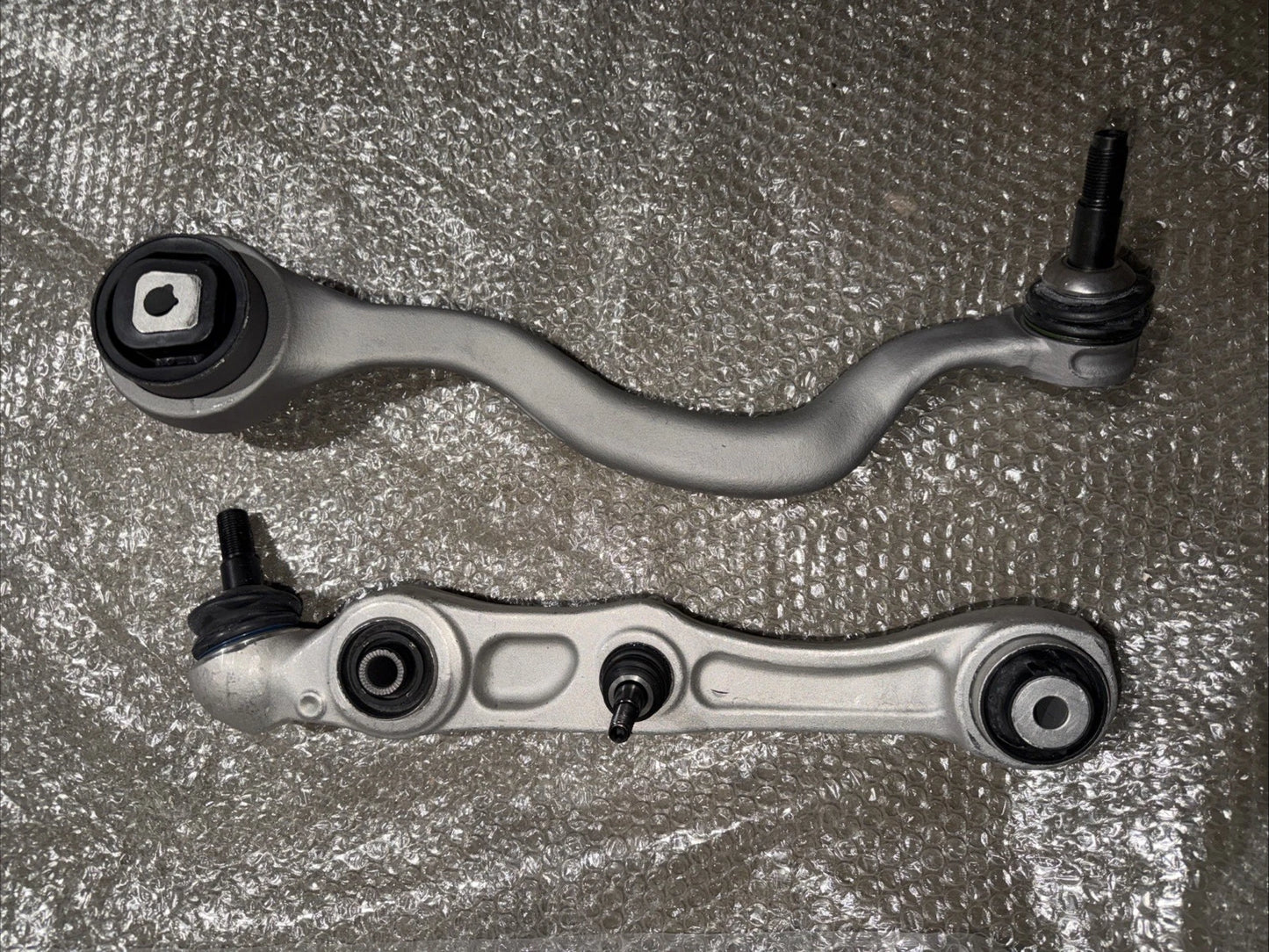 Rolls Royce Cullinan Tension Strut And Wishbone Control Arm Set Right Passenger