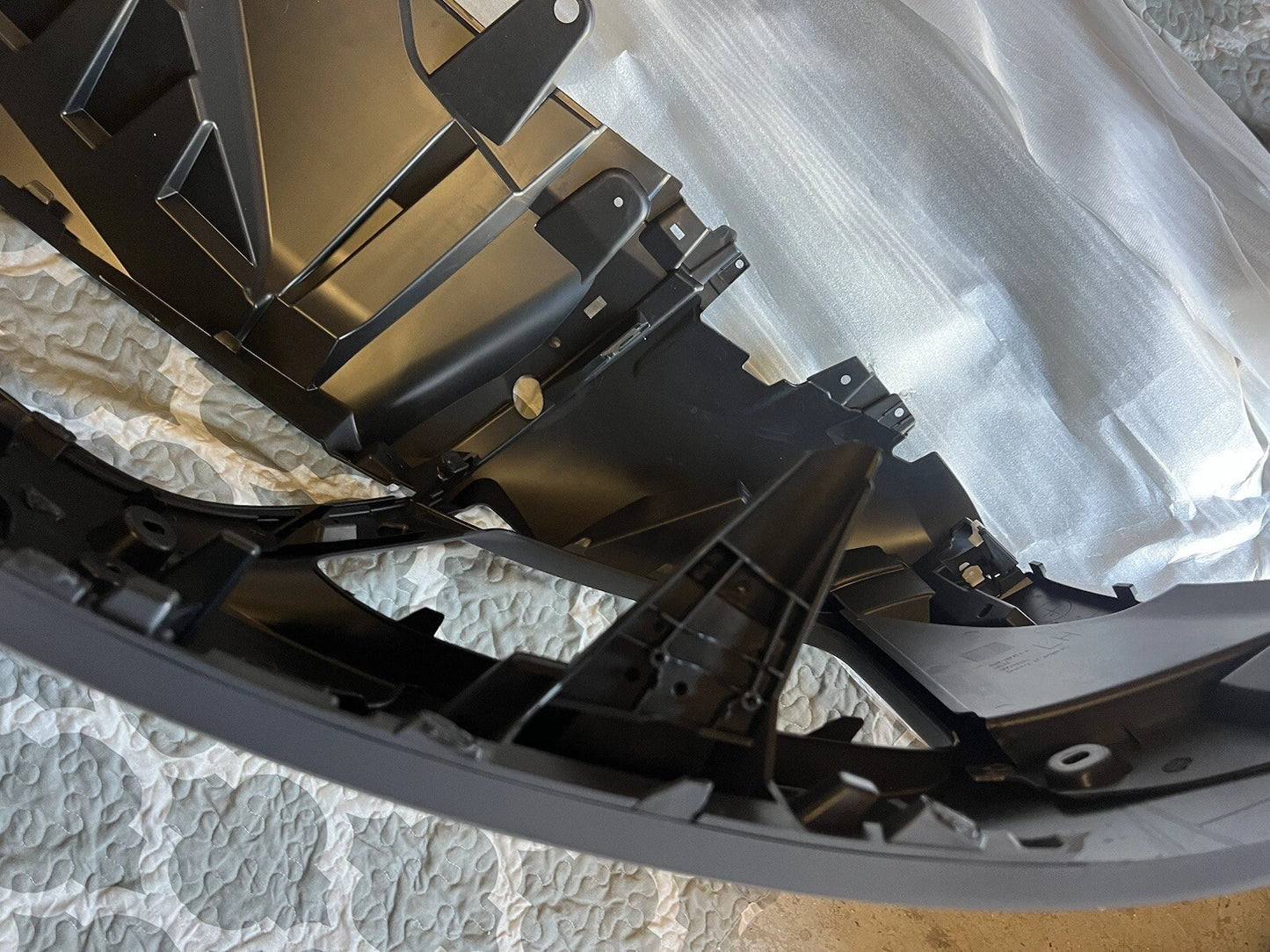 Land Range Rover Sport L494 Front Bumper Cover 2018-2022