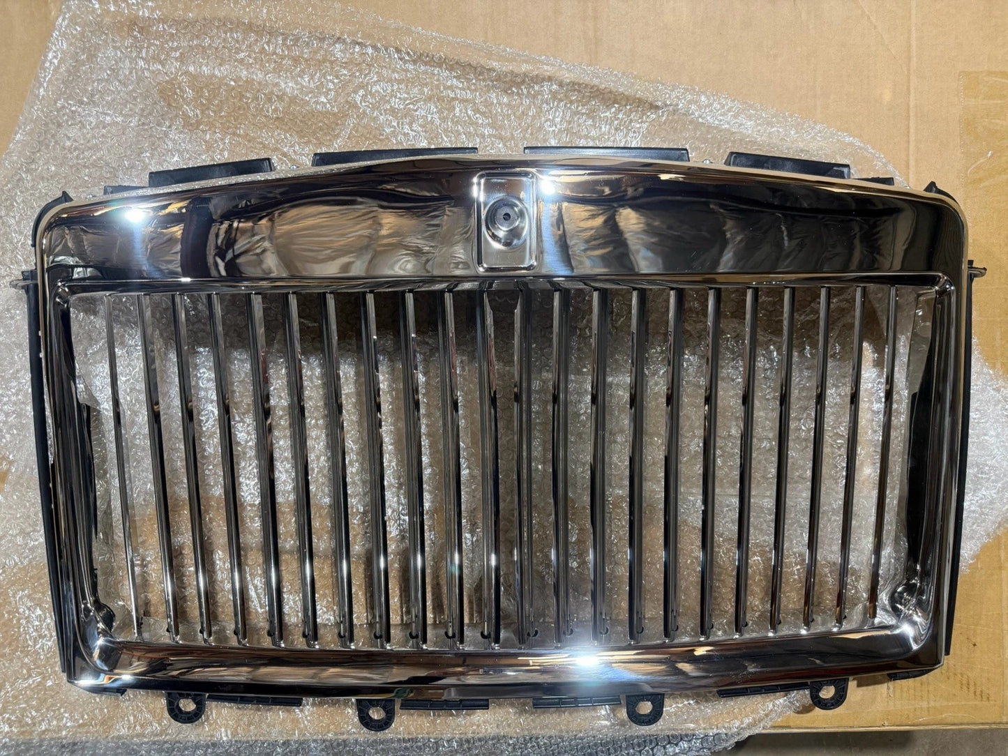 2019-2023 Rolls Royce Cullinan Front Radiator Grille Chrome 51137448950 New