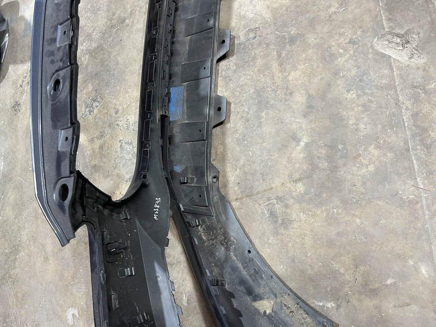 2017-2024 Maserati Quattroporte Front Bumper Cover 673006997 OEM