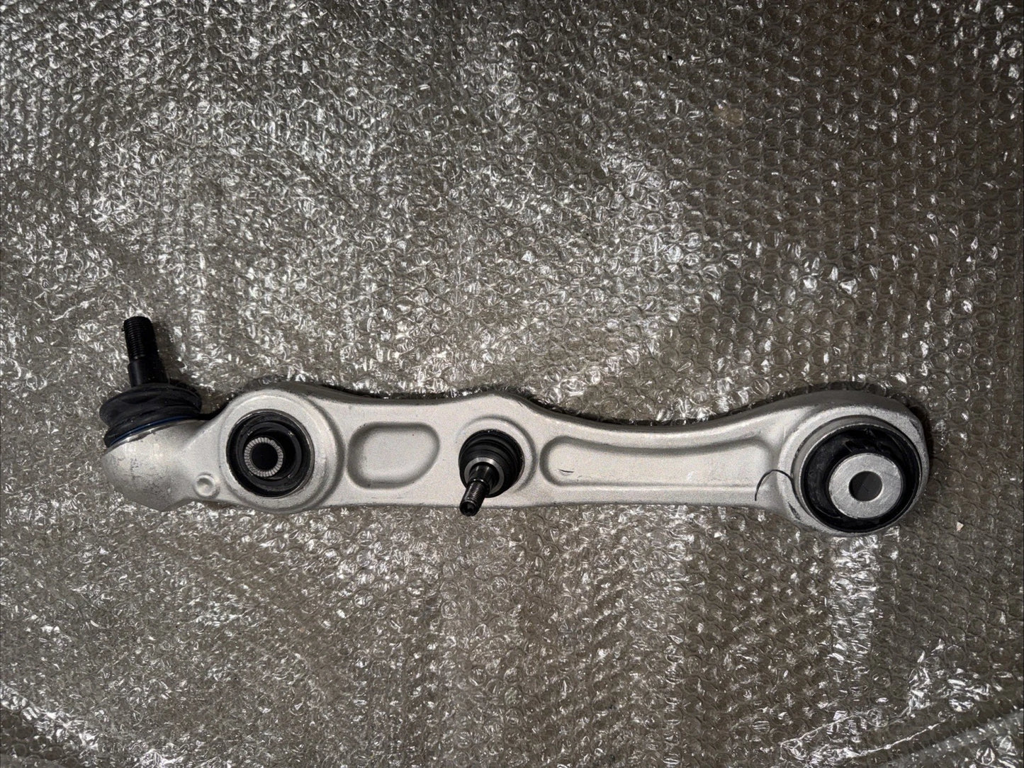 Rolls Royce Cullinan Right Lower Control Arm Wishbone Tension Strut Passenger