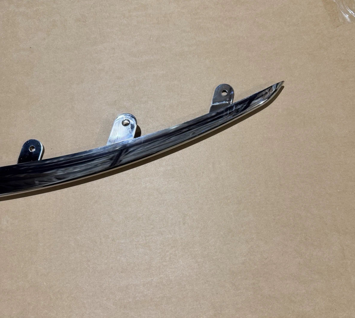2018-2024 Rolls Royce Phantom Left Bumper Trim Molding Chrome Driver Side 51117428639 New