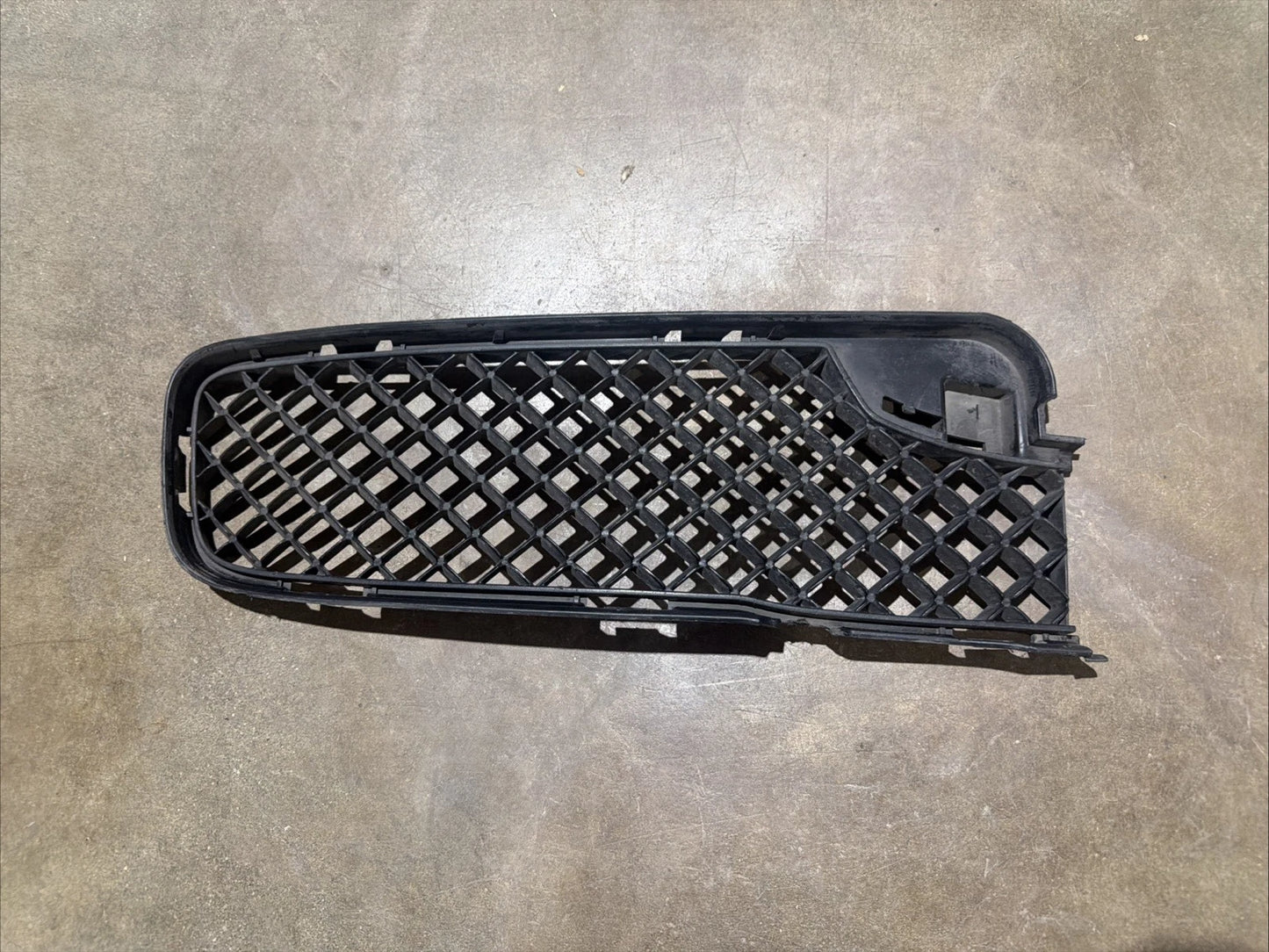 2010-2014 Rolls Royce Ghost Front Bumper Lower Grille Right Passenger Side OEM 51117198860