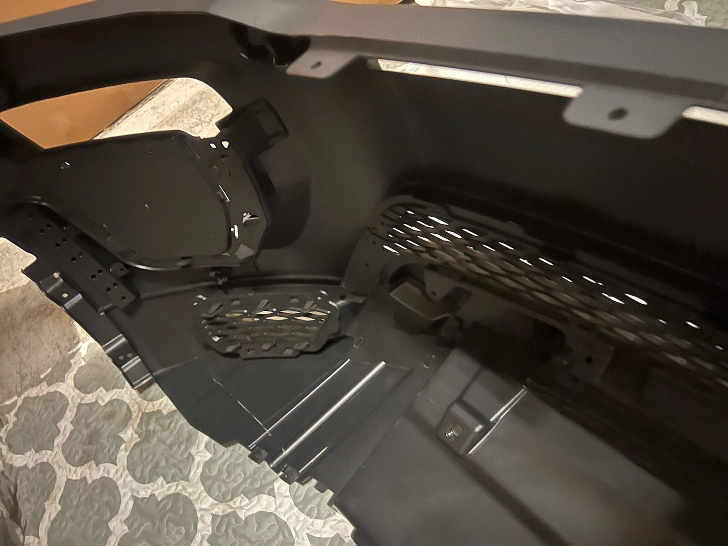 Land Rover Range Rover Evoque Dynamic Front Bumper Cover LR079538 2016-2019