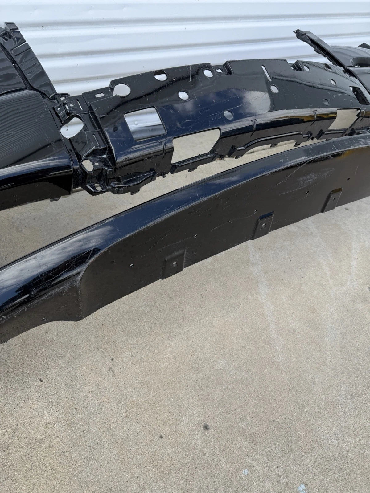 2015 2016 2017 Rolls Royce Ghost Front Bumper Cover 51117375168 OEM Note*