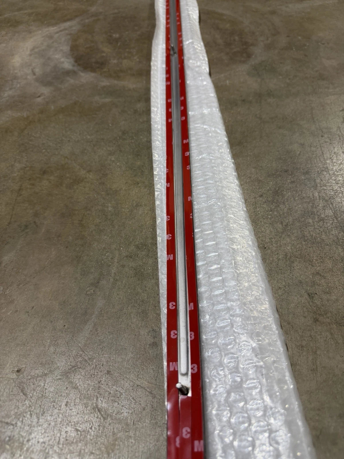 Rolls Royce Ghost Wraith Dawn Front Hood Center Molding Chrome Trim Strip 51147347503