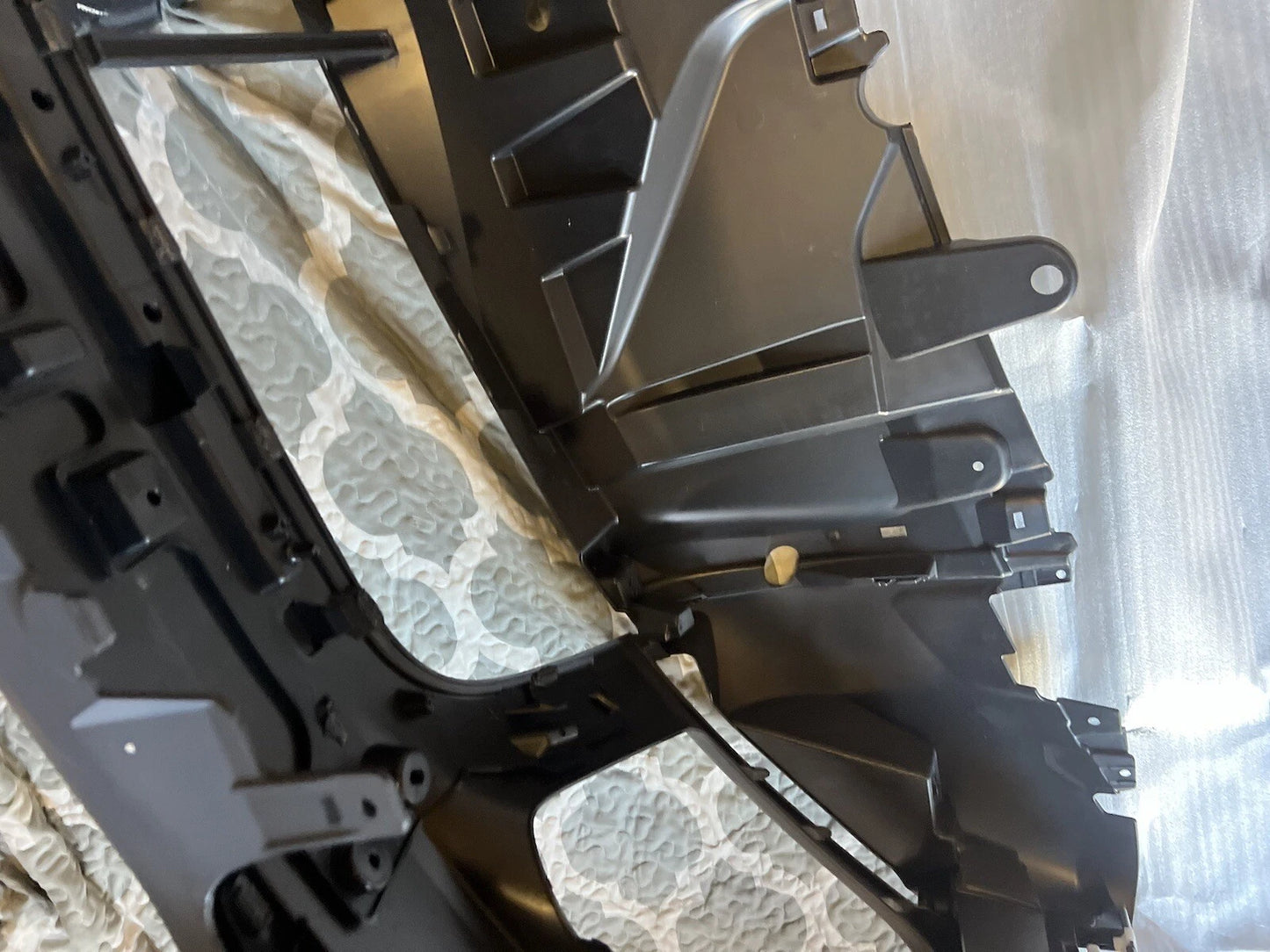 Land Range Rover Sport L494 Front Bumper Cover 2018-2022