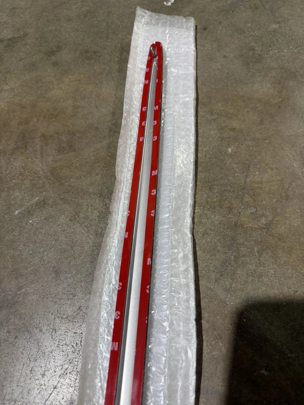 Rolls Royce Ghost Wraith Dawn Front Hood Center Molding Chrome Trim Strip 51147347503