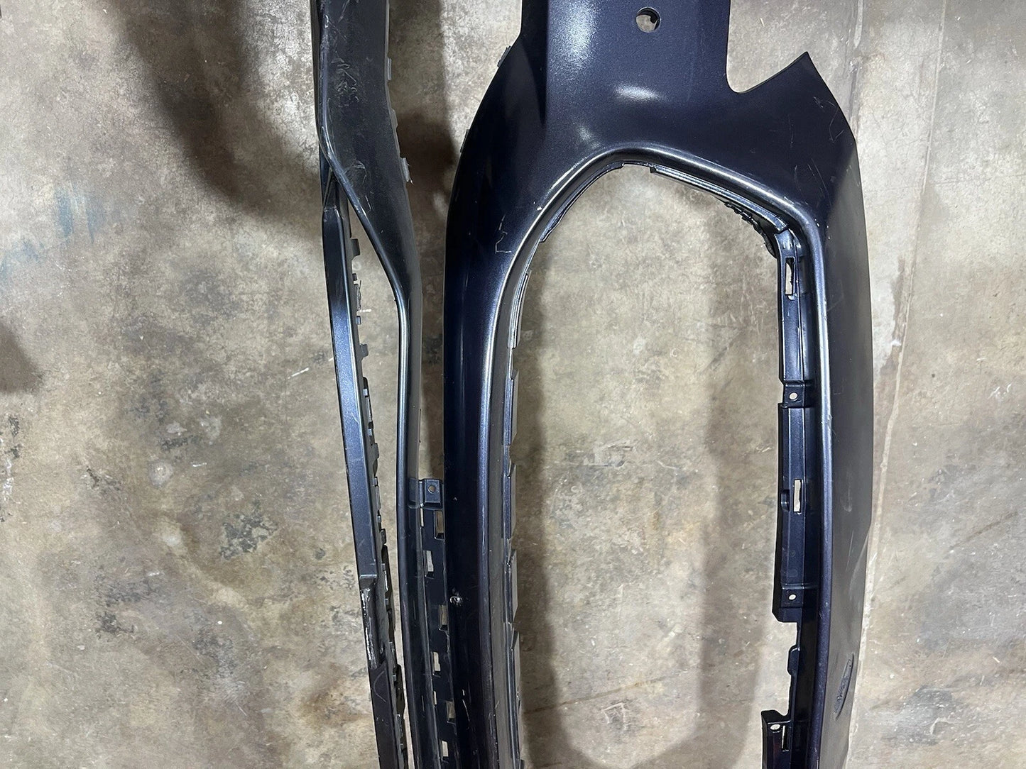 2017-2024 Maserati Quattroporte Front Bumper Cover 673006997 OEM
