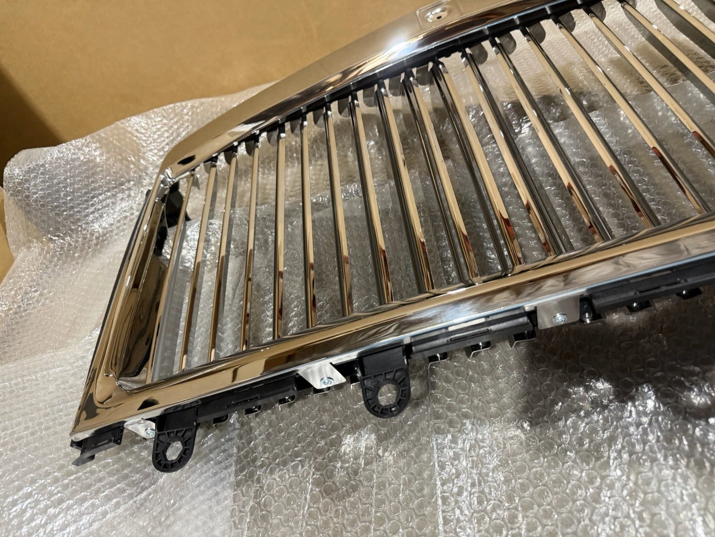 2019-2023 Rolls Royce Cullinan Front Radiator Grille Chrome 51137448950 New