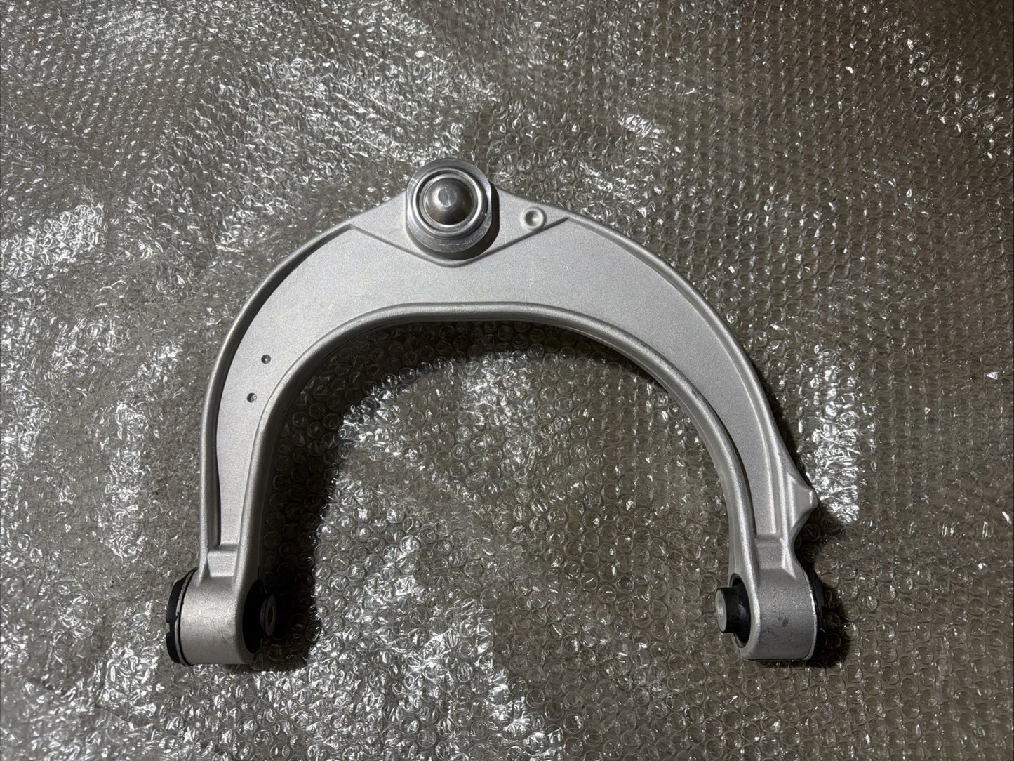 2019-2024 Rolls Royce Cullinan Front Right Upper Control Arm Wishbone Passenger 31106878256