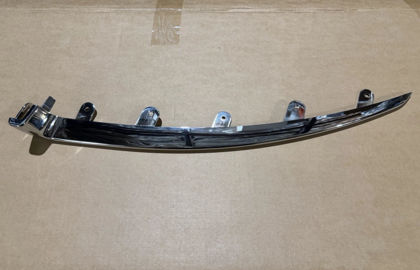 2018-2024 Rolls Royce Phantom Left Bumper Trim Molding Chrome Driver Side 51117428639 New