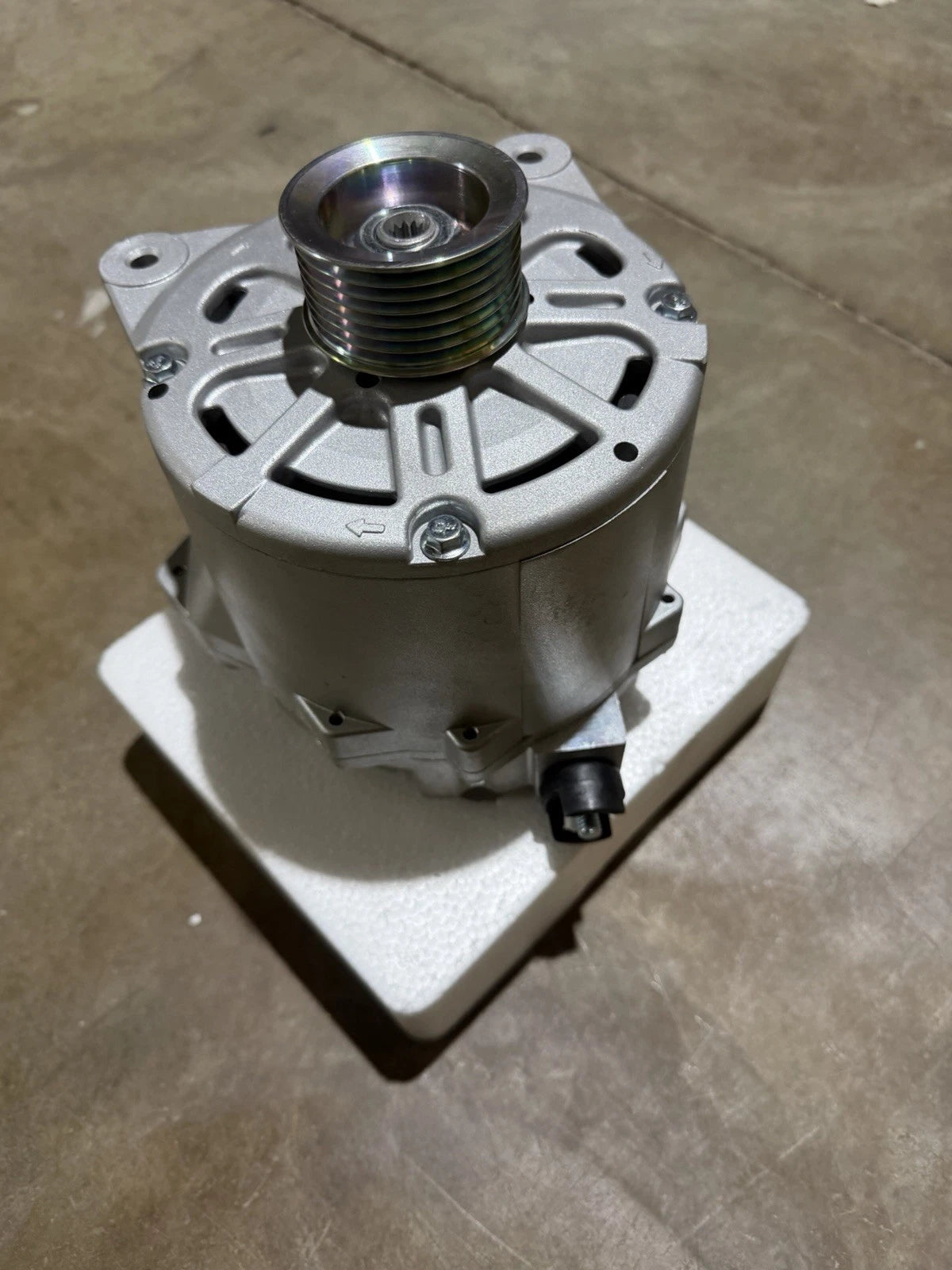 03-11 Bentley Continental GT GTC & 06-13 Flying Spur Alternator 07C903021J New