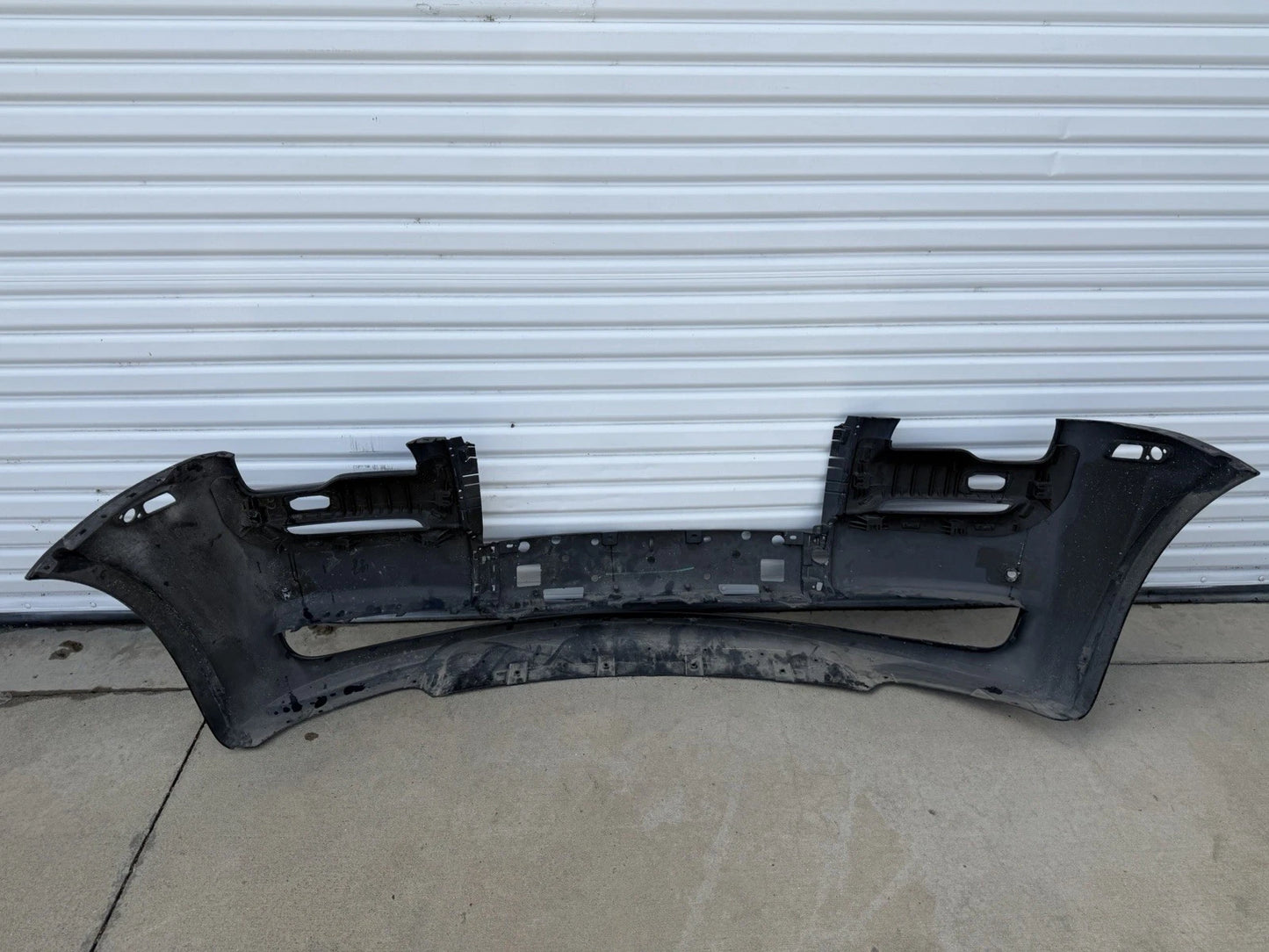 2015 2016 2017 Rolls Royce Ghost Front Bumper Cover 51117375168 OEM Note*
