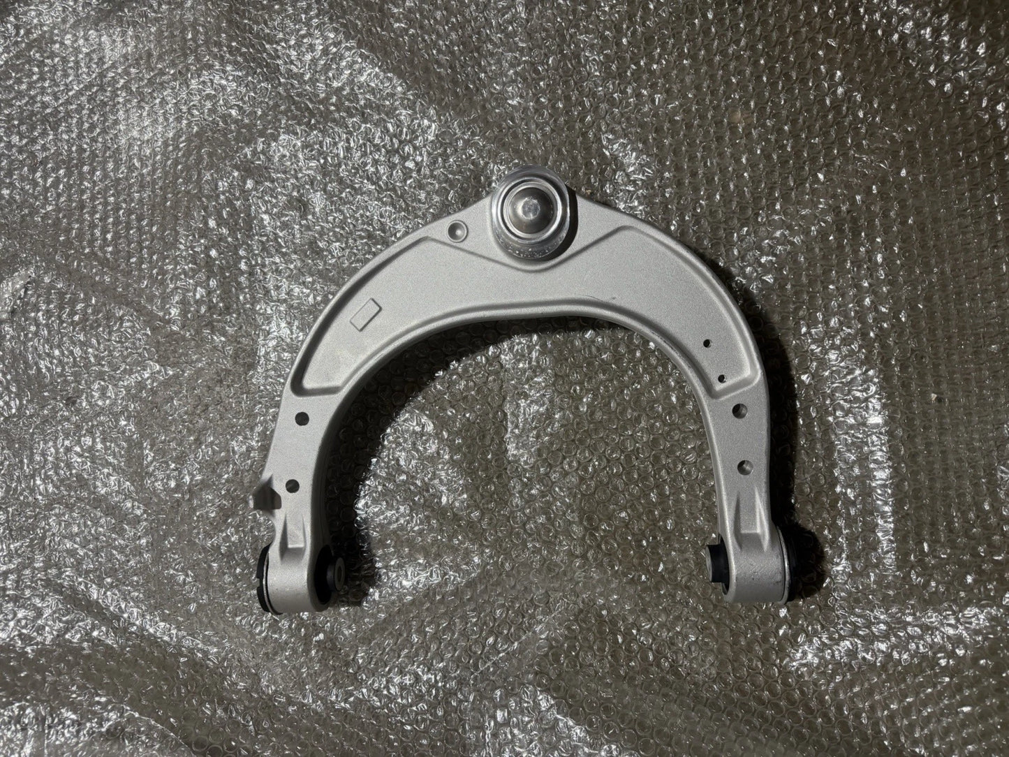 2019-2024 Rolls Royce Cullinan Front Left Upper Control Arm Wishbone Driver Side