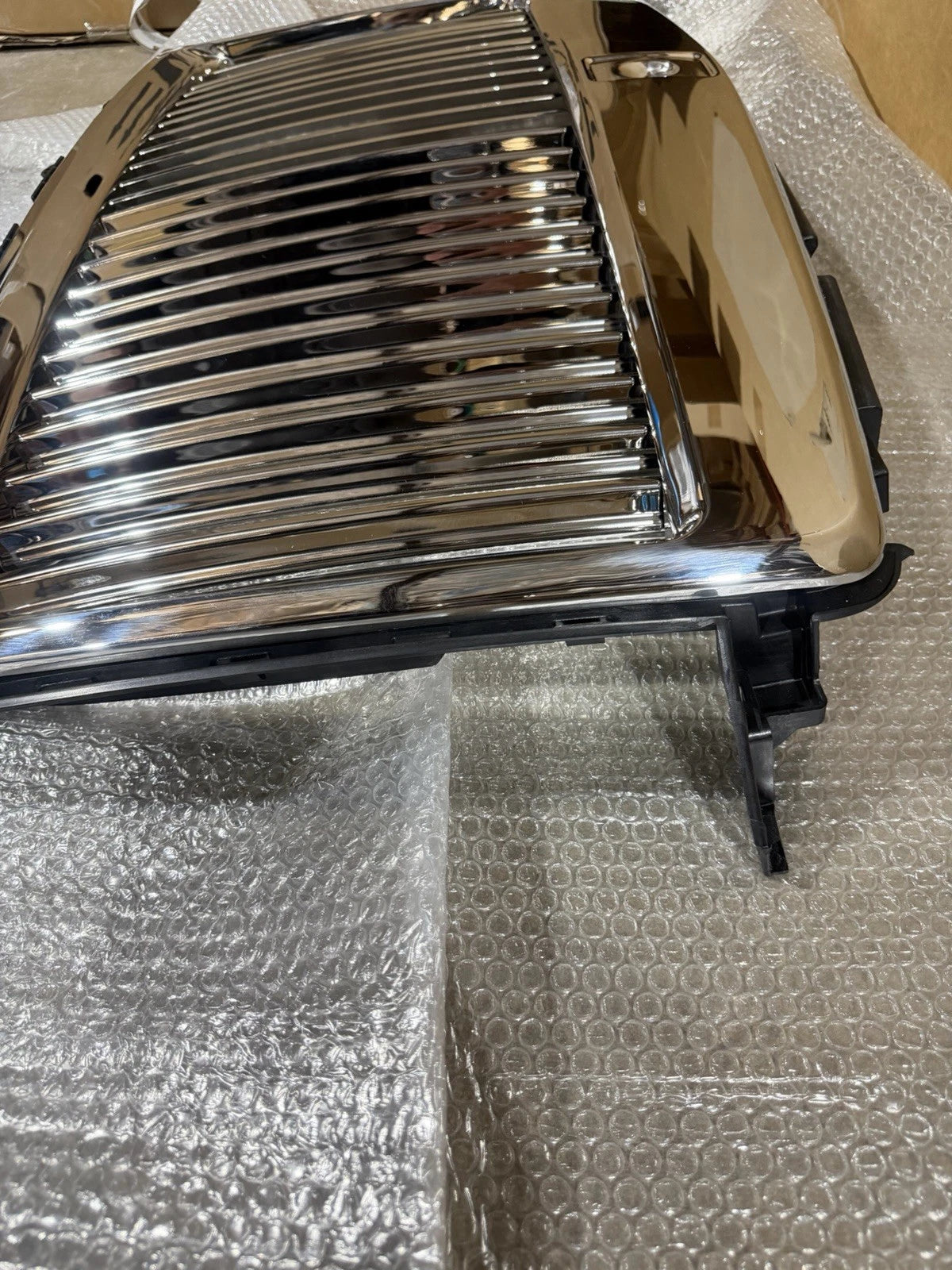 2019-2023 Rolls Royce Cullinan Front Radiator Grille Chrome 51137448950 New