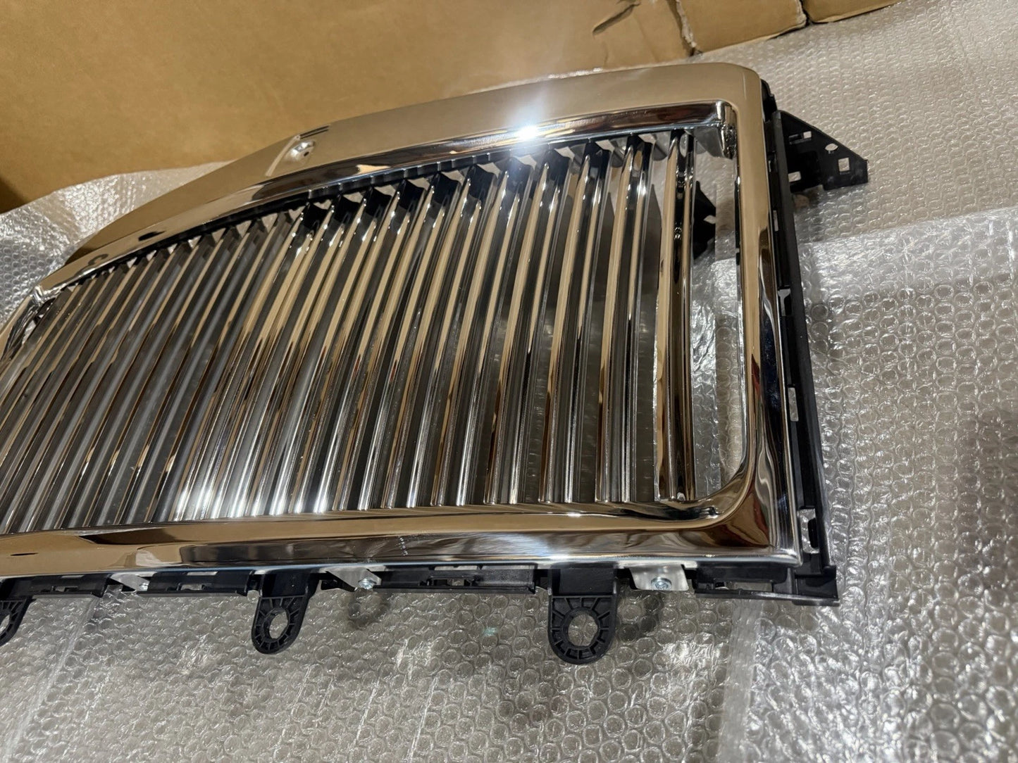 2019-2023 Rolls Royce Cullinan Front Radiator Grille Chrome 51137448950 New