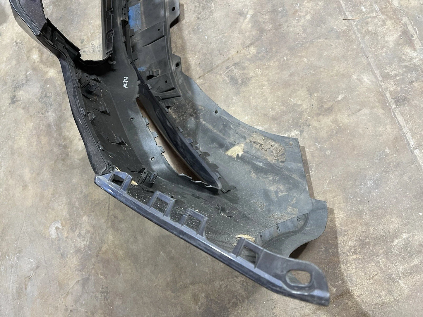 2017-2024 Maserati Quattroporte Front Bumper Cover 673006997 OEM