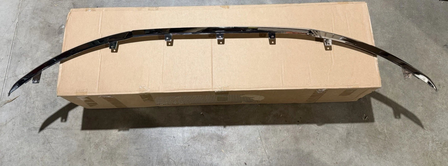 2018-2023 Rolls Royce Phantom Front Bumper Lower Trim Molding Center Chrome New