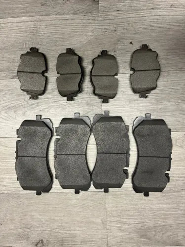 Bentley Bentayga Front & Rear Brake Pads Set 4M0698451C 4M0698151AK